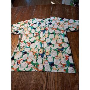 Medium Cottonality Christmas Holiday Winter Short Sleeve VNeck Scrub Top